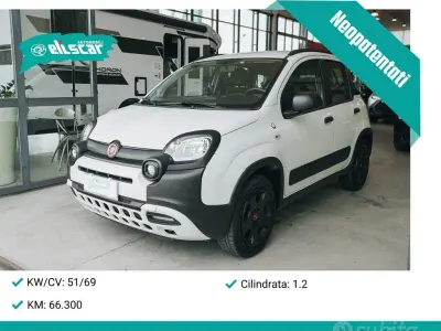 Usata Fiat Panda Cross Cross 69 CV (50 kW) 2019 Bianco Utilitaria
