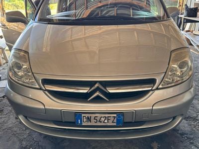 Citroën C8