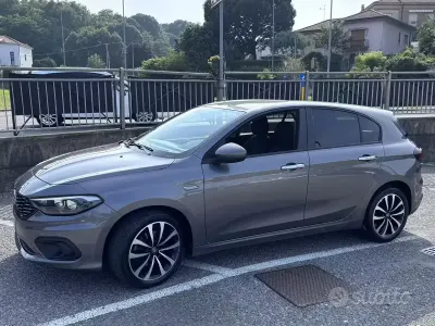 Usata Fiat Tipo Lounge 95 CV (69 kW) 2020 Grigio Berlina
