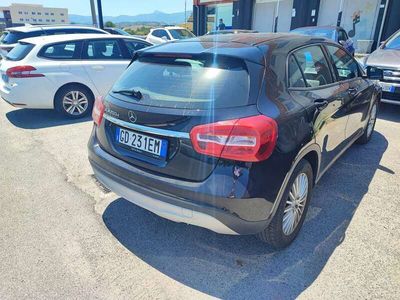 Mercedes GLA200