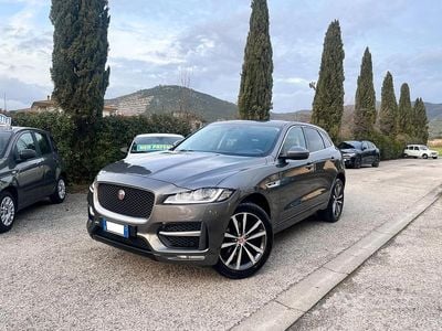 Usata Jaguar F-Pace R-Sport 180 CV (132 kW) 2017 Grigio SUV