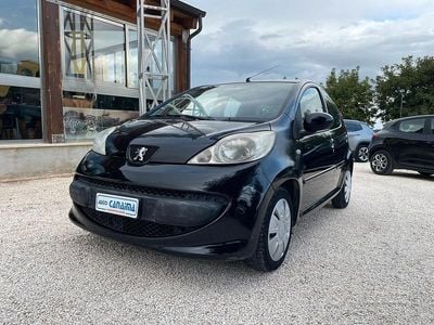 Usata Peugeot 107 54 CV (39 kW) 2006 Nero Utilitaria