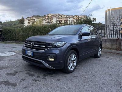 Usata VW T-Cross Style 110 CV (80 kW) 2023 Grigio SUV