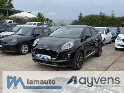Second-hand Ford Puma Titanium 125 CP (91 kW) 2023 Negru SUV