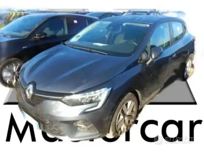 Usata Renault Clio V Business 91 CV (66 kW) 2022 Grigio Berlina