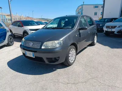 Usata Fiat Punto Active 60 CV (44 kW) 2009 Other Utilitaria