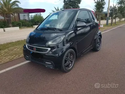 Begagnad Smart ForTwo Cabrio Brabus 98 HK (72 kW) 2013 Svart Cab