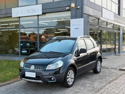 Usata Fiat Sedici 120 CV (88 kW) 2010 Nero SUV