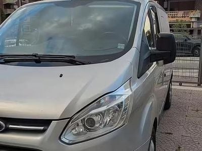 Begagnad Ford Transit Custom 130 HK (95 kW) 2016 Grå Minibuss