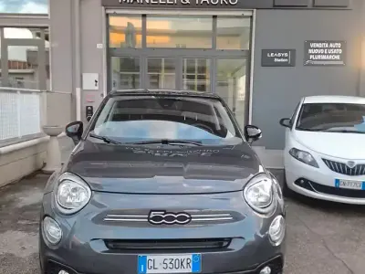 Käytetty Fiat 500X Club 95 HP (69 kW) 2022 Harmaa Katumaasturi