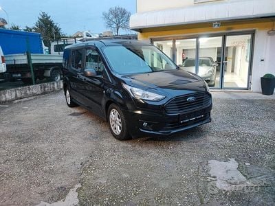 Usata Ford Tourneo 163 CV (119 kW) 2020 Nero Monovolume