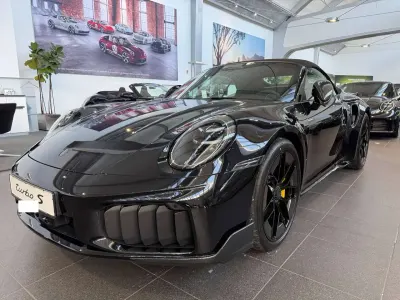 Usata Porsche 911 Turbo S Cabriolet 711 CV (522 kW) 2026 Nero jet metallizzato Cabrio