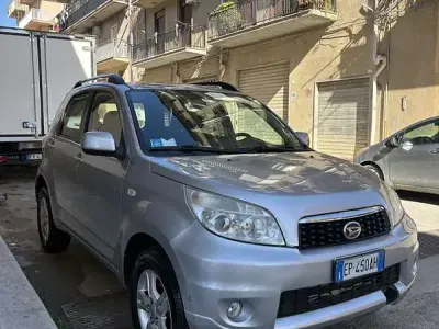 Usata Daihatsu Terios Be You 105 CV (77 kW) 2013 SUV
