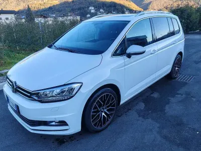 Usata VW Touran Highline 140 CV (102 kW) 2015 Monovolume