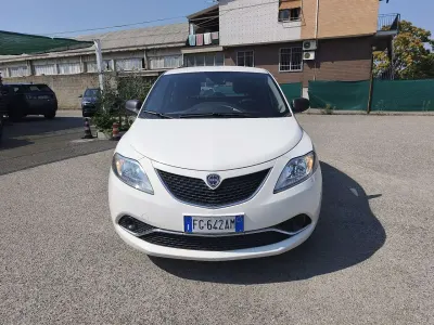 Usata Lancia Ypsilon