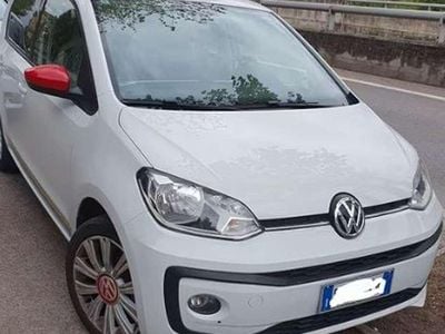 Begagnad VW up! Beats 60 HK (44 kW) 2018 Vit Halvkombi