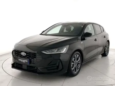 Usata Ford Focus ST-Line 125 CV (91 kW) 2025 Nero met Berlina