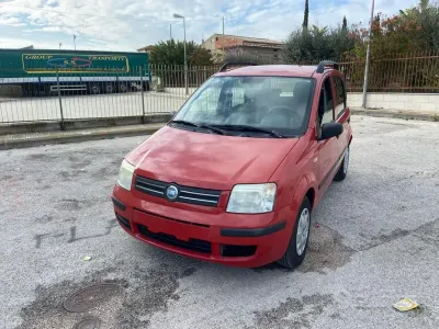 Usata Fiat Panda Emotion 60 CV (44 kW) 2008 Rosso Utilitaria