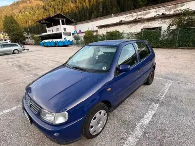 Usata VW Polo 60 CV (44 kW) 1999 Blu/azzurro Berlina