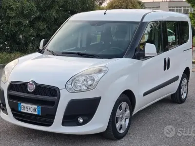 Usata Fiat Doblò 105 CV (77 kW) 2014 Bianco Monovolume
