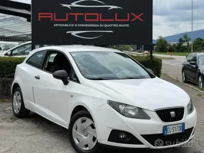 Usata Seat Ibiza 75 CV (55 kW) 2011 Bianco Coupé