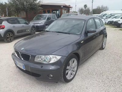 Usata BMW 120 163 CV (119 kW) 2006 Grigio Utilitaria