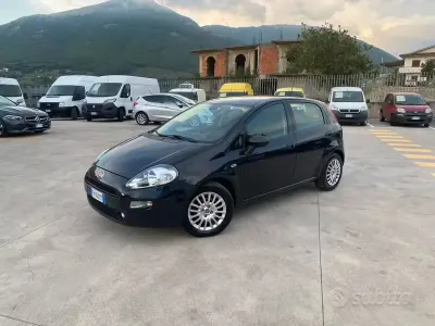 Usata Fiat Punto Street 95 CV (69 kW) 2018 Bluazzurro Utilitaria