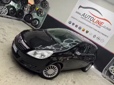 Usado Opel Corsa 80 HP (58 kW) 2009 Preto Citadino