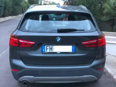 Usata BMW X1 Comfort Edition 150 CV (110 kW) 2017 Argento SUV
