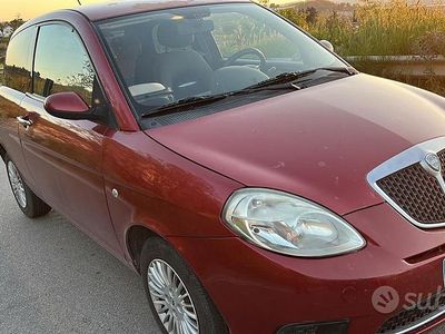 Usata Lancia Ypsilon 75 CV (55 kW) 2007 Rosso Utilitaria