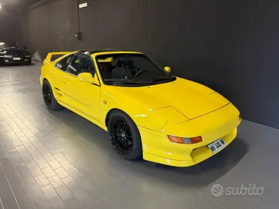 Usata Toyota MR2 156 CV (114 kW) 1992 Giallo Cabrio