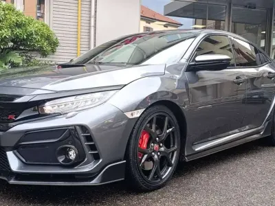 Usata Honda Civic Sport 320 CV (235 kW) 2021 Grigio Berlina