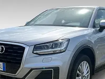 Usata Audi Q2 Admired 150 CV (110 kW) 2021 Grigio SUV