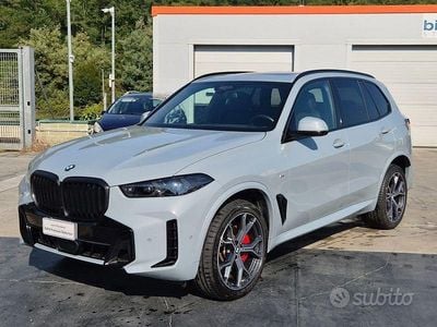 Grigio Usata 2024 BMW X5 M Sport SUV | 74.800 € (Buon prezzo)