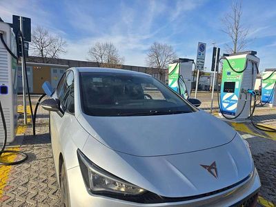 Usata Cupra Born e-Boost 169 kW (231 CV) 2023 Grigio Utilitaria