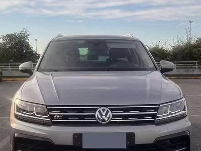 Usata VW Tiguan R-line 150 CV (110 kW) 2018 Grigio SUV