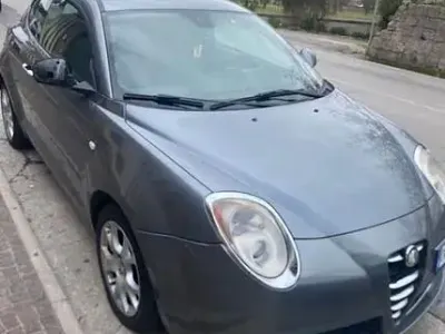 Usata Alfa Romeo MiTo 120 CV (88 kW) 2010 Grigio Utilitaria