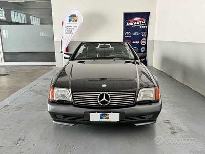 Usata Mercedes SL300 231 CV (169 kW) 1990 Grigio Cabrio