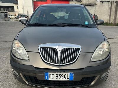 Usata Lancia Ypsilon 60 CV (44 kW) 2006 Marrone Utilitaria