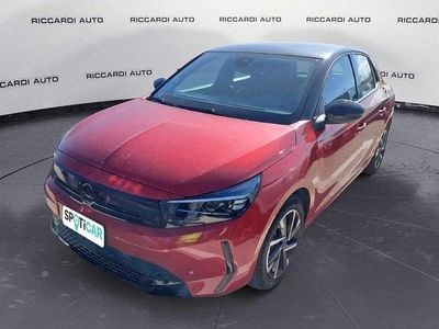 Usata Opel Corsa 110 CV (80 kW) 2025 Rosso Utilitaria