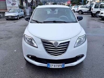 usata Lancia Ypsilon metano