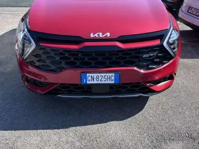 Usata Kia Sportage GT-Line 136 CV (100 kW) 2023 Rosso SUV