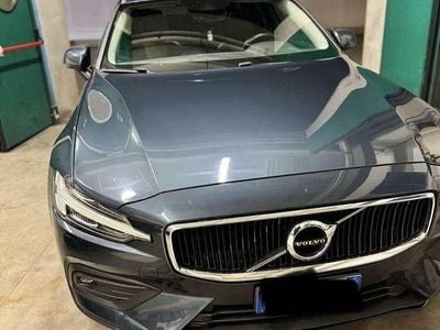 Usata Volvo V60 Business Edition 150 CV (110 kW) 2019 Station wagon