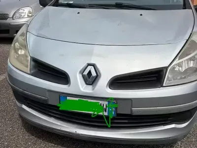 Usata Renault Clio III 75 CV (55 kW) 2006 Berlina