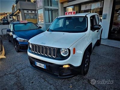 Usata Jeep Renegade Sport 120 CV (88 kW) 2017 Bianco SUV