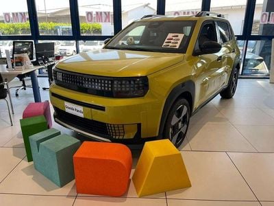 Nouvelle Fiat Grande Panda La Prima 83 kW (113 ch) 2025 Jaune Citadine