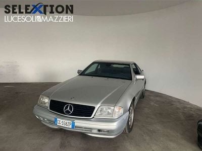 Usata Mercedes SL280 193 CV (141 kW) 1998 Argento Cabrio