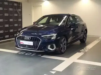 Usata Audi A3 Advanced 150 CV (110 kW) 2023 Blu/azzurro Berlina