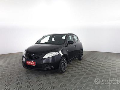 Usata Lancia Ypsilon S 69 CV (50 kW) 2023 Nero vulcano Utilitaria