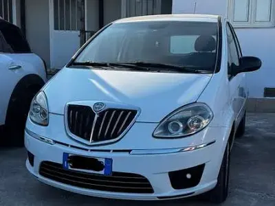 Usata Lancia Musa S 95 CV (69 kW) 2011 Monovolume